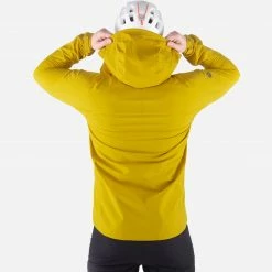 Mountain Equipment Herren Bekleidung Squall Hooded Jacket